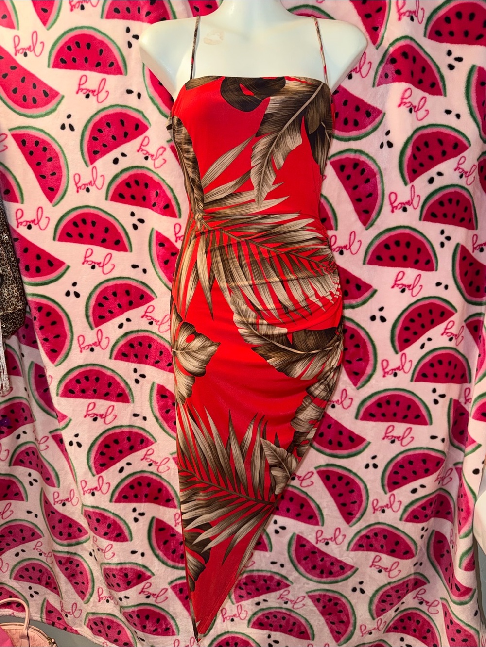❤️ Windsor Asymmetrical Tropical Leaf Bodycon Dress
